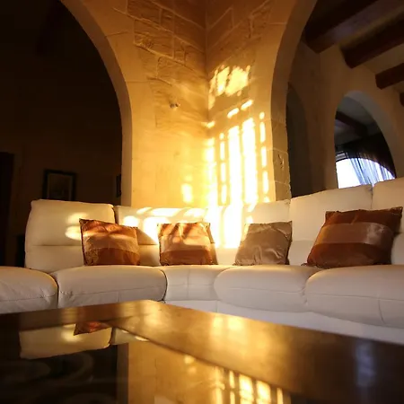 Ad Hoc Bed & Breakfast Xewkija